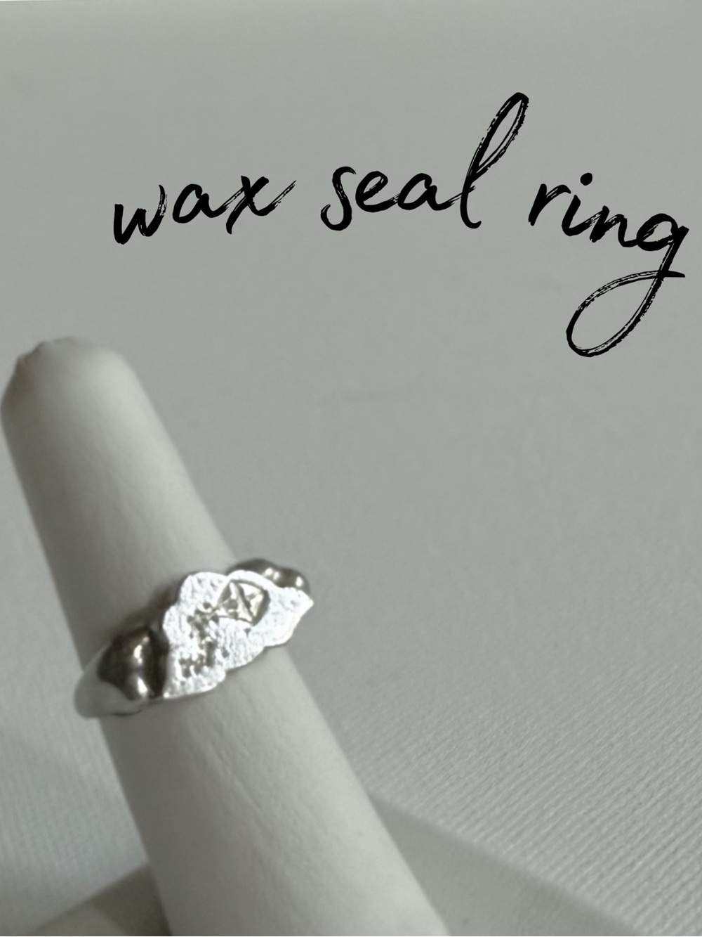 Head in the clouds • Kite Flying Signet wax seal Ring